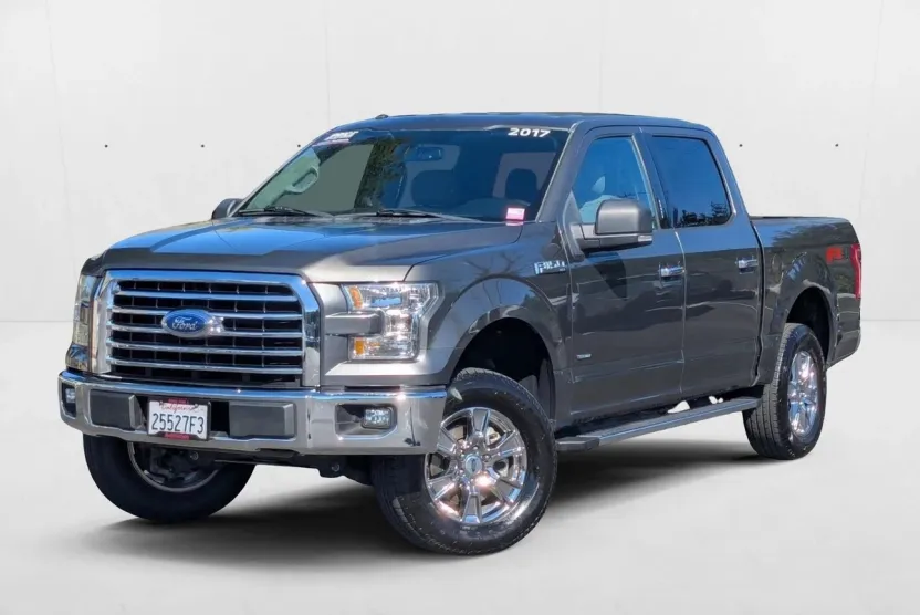 2017 Ford F-150 XLT photo 1