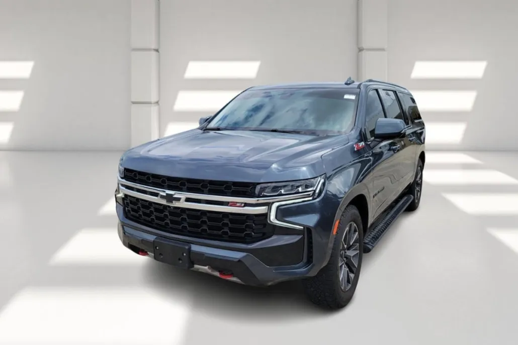 2021 Chevrolet Suburban Z71 photo 1