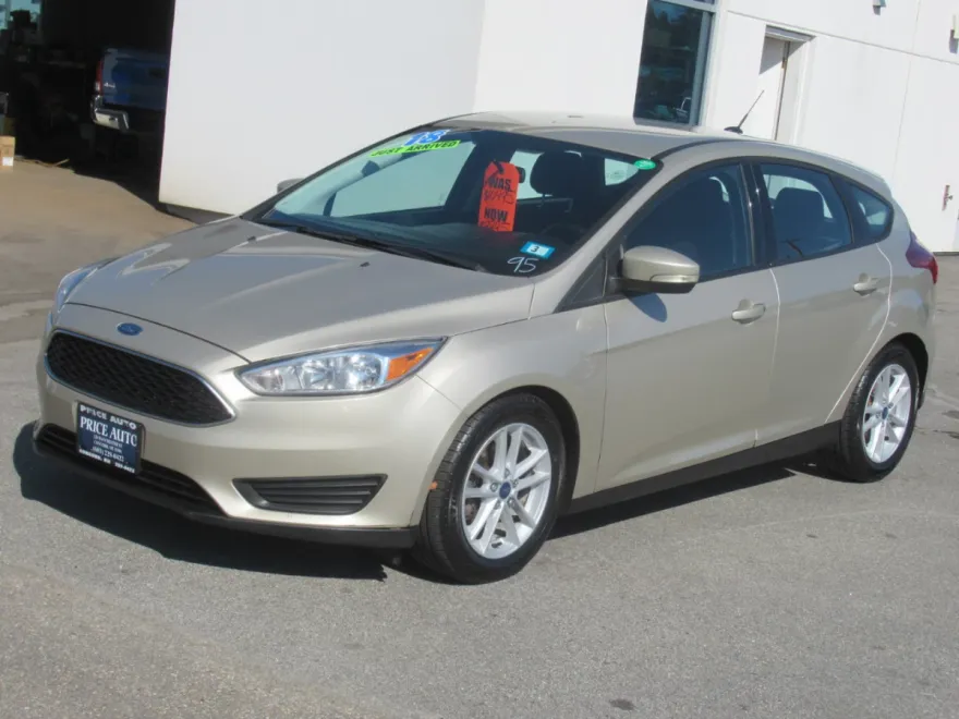 2018 Ford Focus SE photo 1