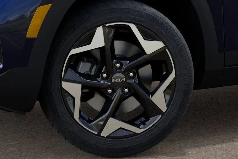 2026 Kia Seltos EX photo 1