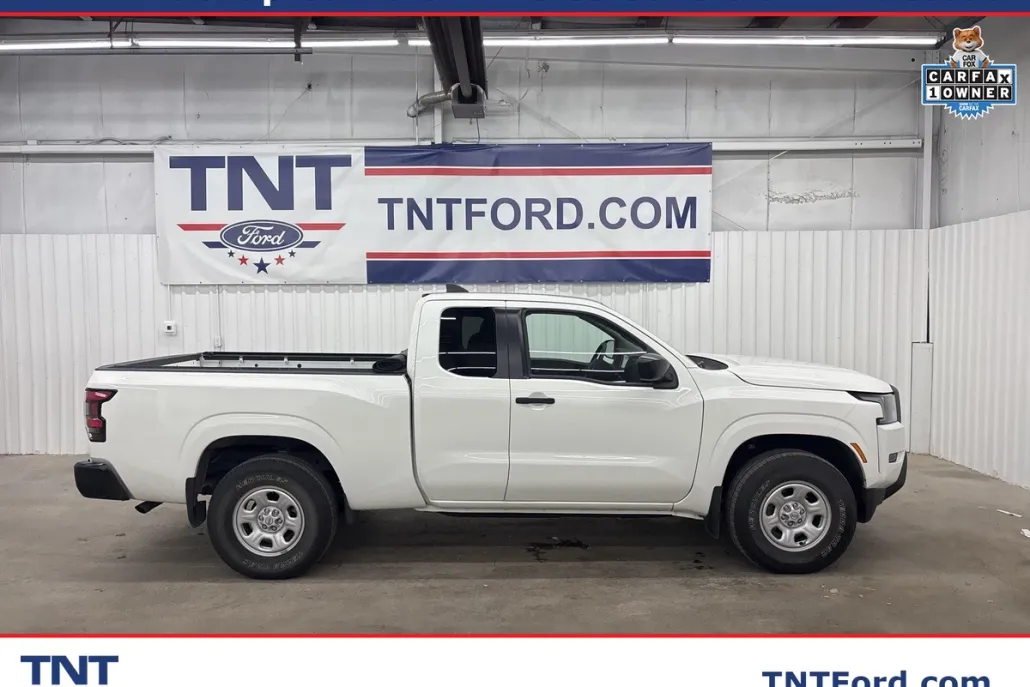 2022 Nissan Frontier S photo 1