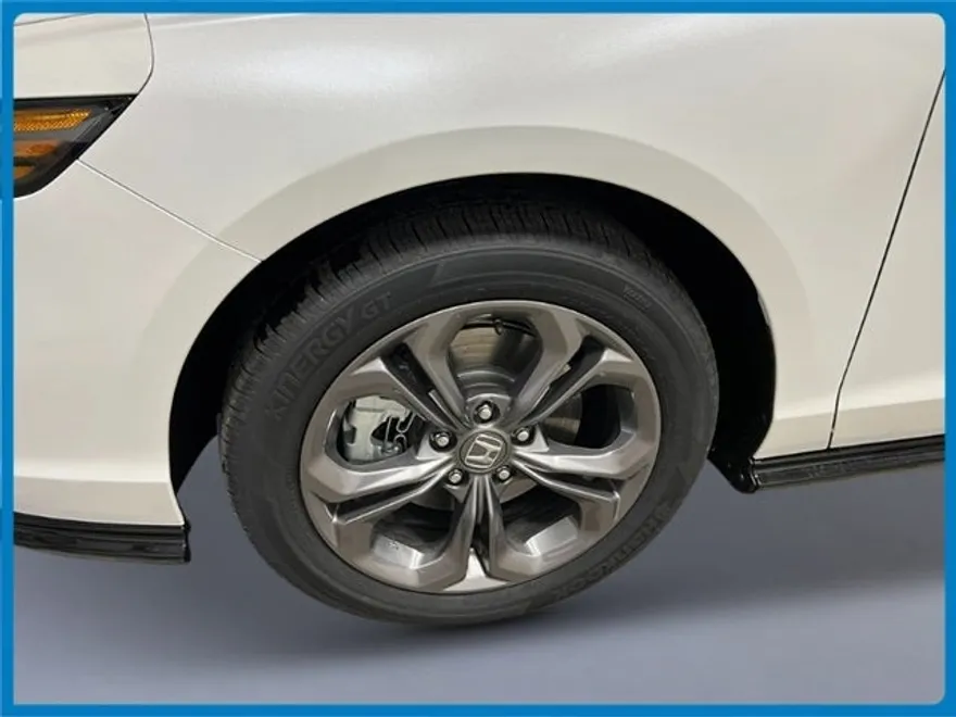2025 Honda Accord Hybrid EX-L photo 9