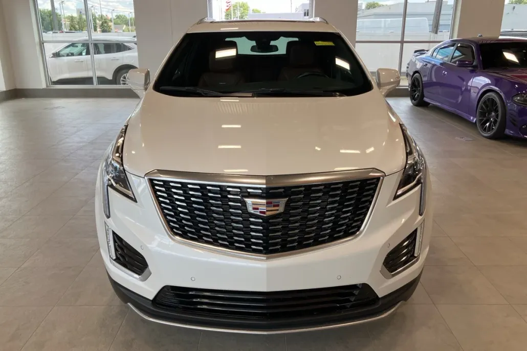 2021 Cadillac XT5 Premium Luxury photo 1