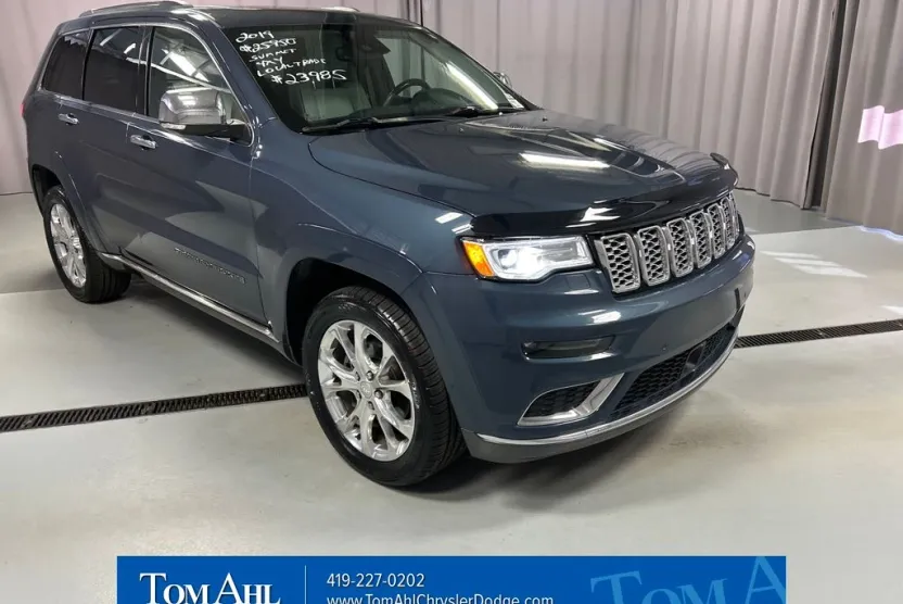 2019 Jeep Grand Cherokee Summit photo 1