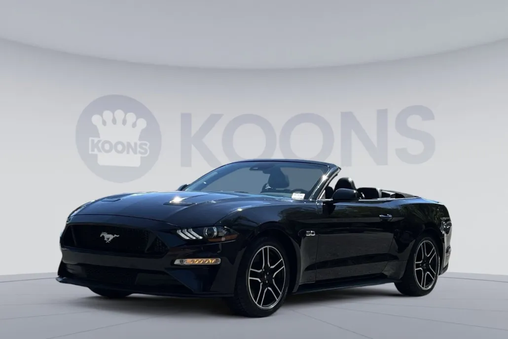 2022 Ford Mustang GT Premium photo 1
