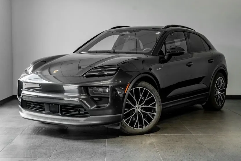 2025 Porsche Macan 4 Electric photo 1