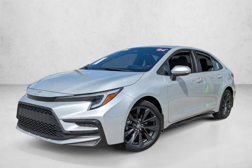 2024 Toyota Corolla SE photo 1