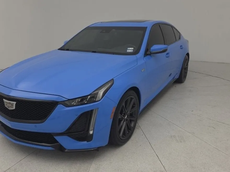 2022 Cadillac CT5 V photo 1