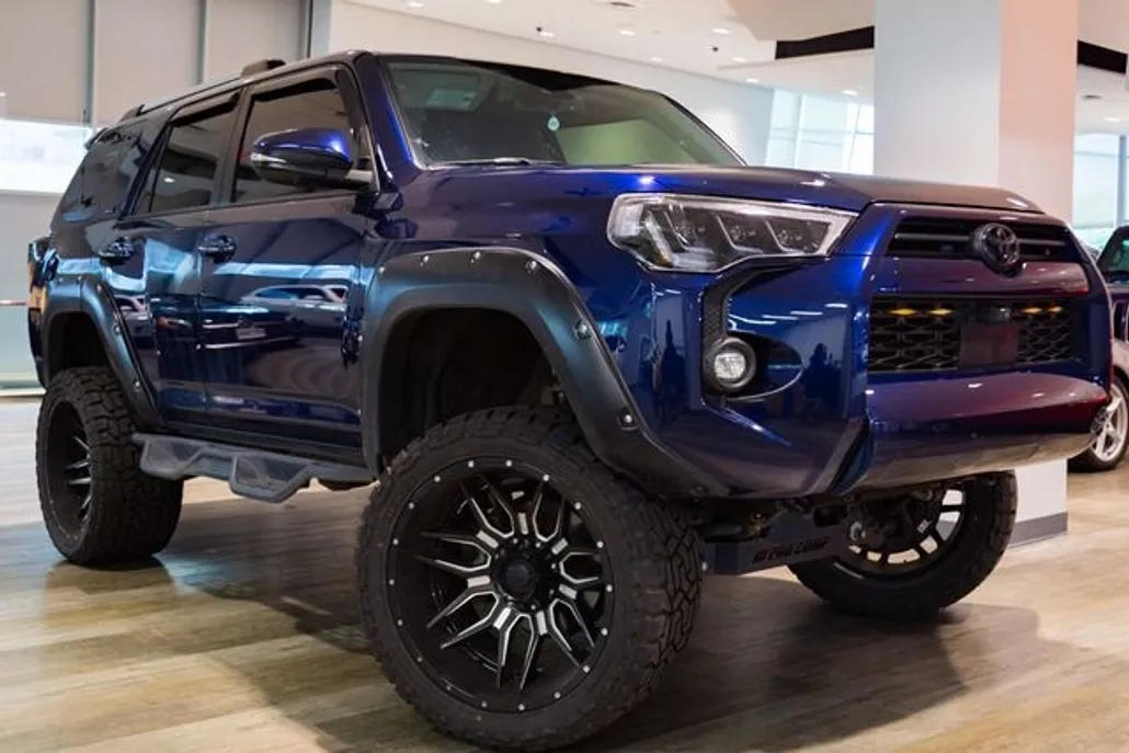 2022 Toyota 4Runner SR5 Premium photo 1
