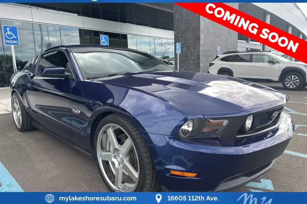 2012 Ford Mustang GT Premium photo 1