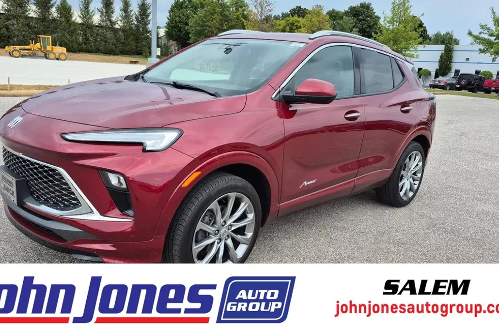 2024 Buick Encore GX Avenir photo 1