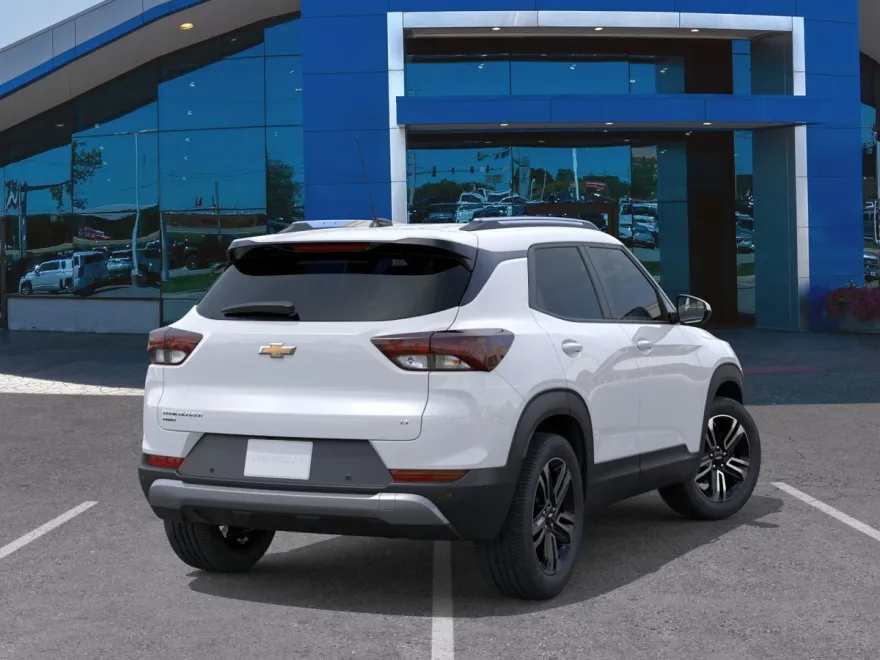2026 Chevrolet Trailblazer LT photo 1