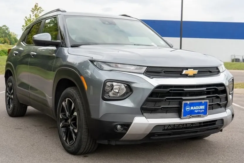 2021 Chevrolet Trailblazer LT photo 1