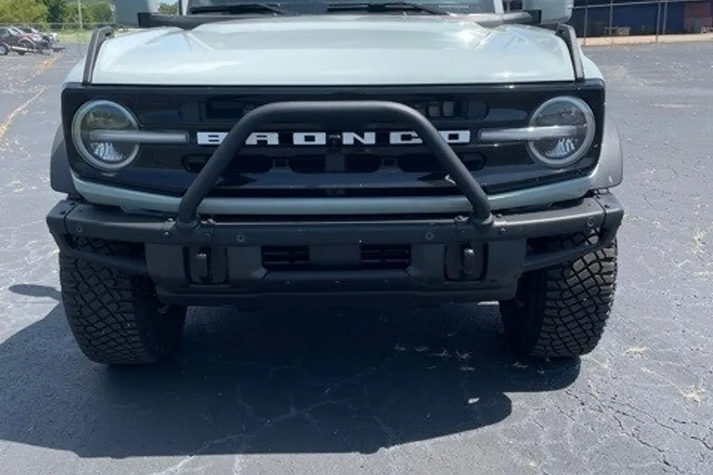 2024 Ford Bronco Outer Banks photo 1