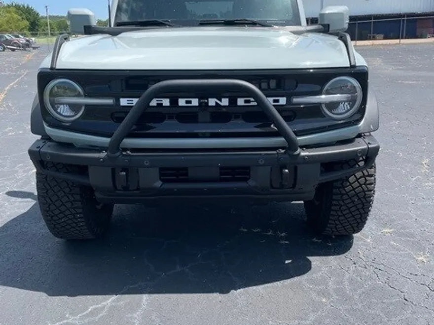 2024 Ford Bronco Outer Banks photo 1
