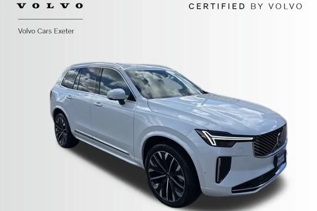 2025 Volvo XC90 Plus photo 1