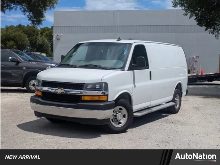 2021 Chevrolet Express 2500 Cargo Van photo 1
