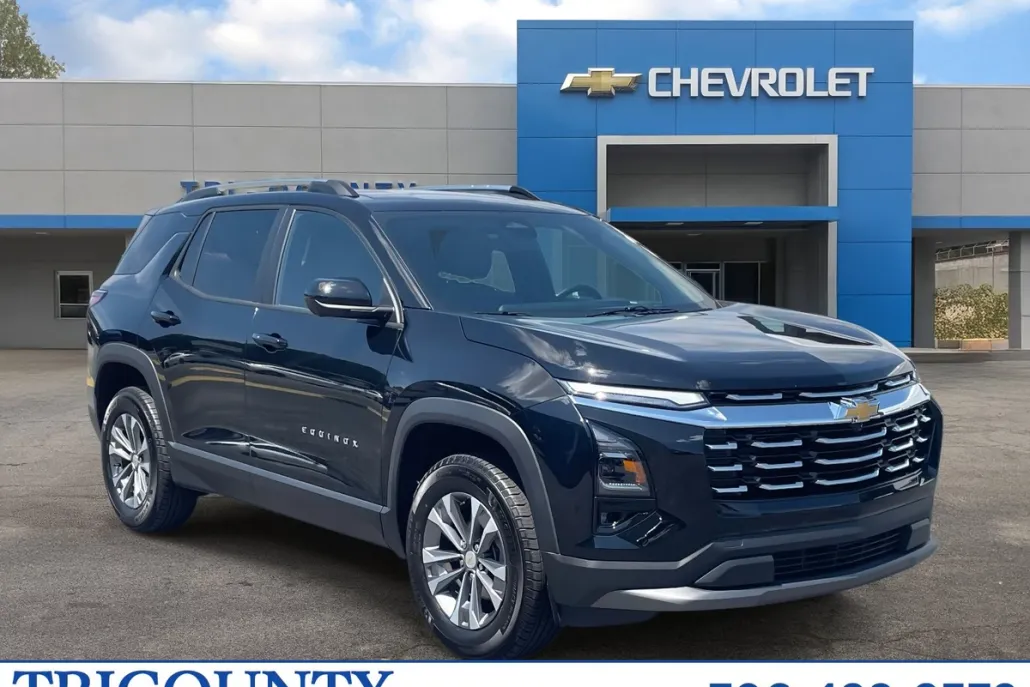 2025 Chevrolet Equinox LT photo 1