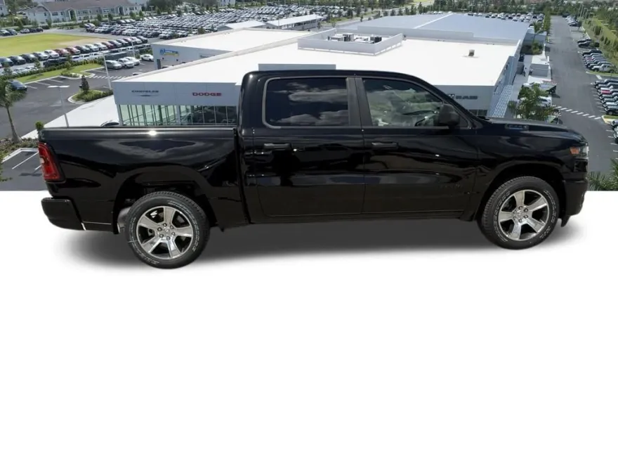 2025 Ram 1500 Tradesman photo 1