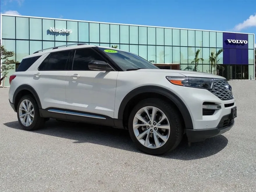 2022 Ford Explorer Platinum photo 1