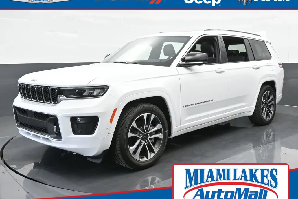 2024 Jeep Grand Cherokee Overland photo 1