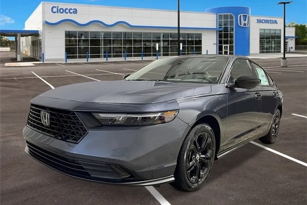 2025 Honda Accord SE photo 1