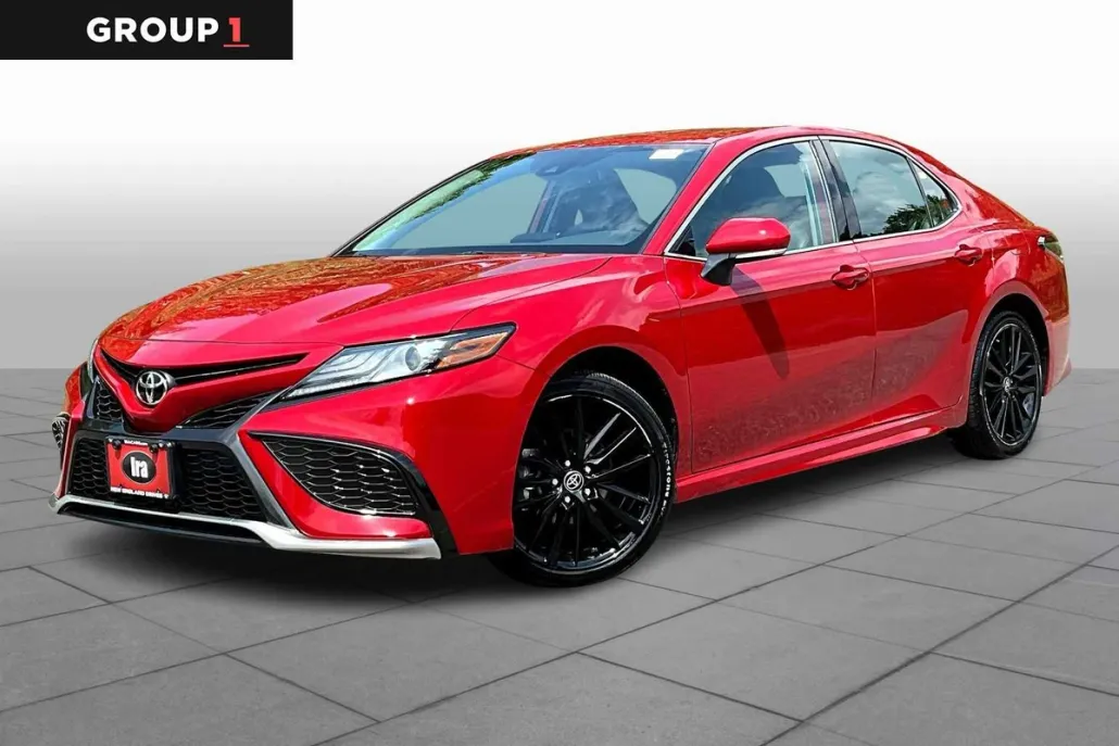 2023 Toyota Camry XSE photo 1