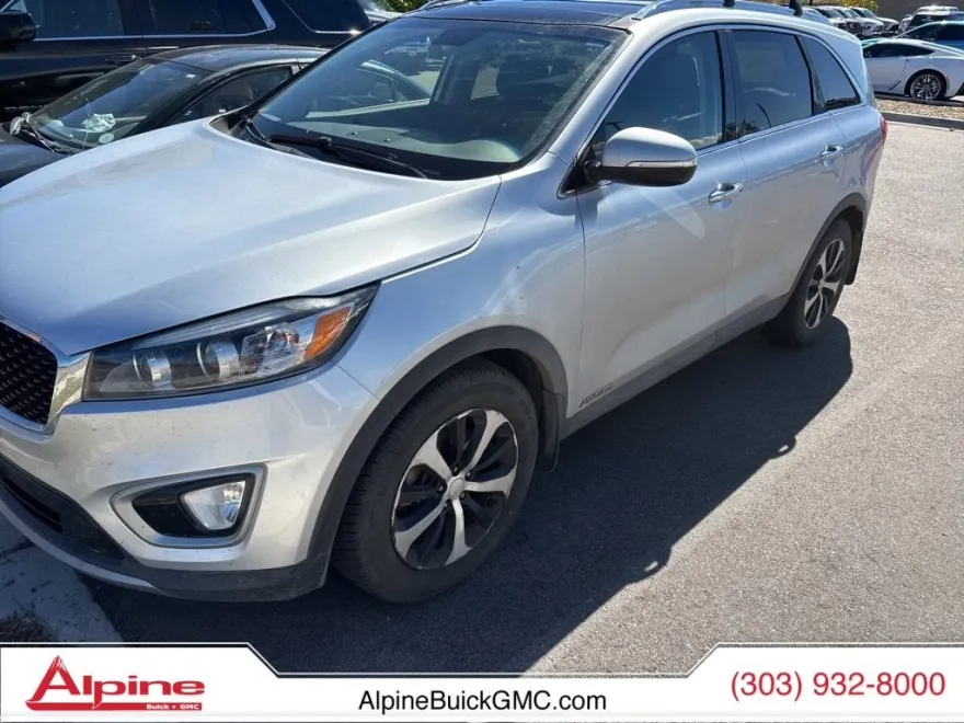 2016 Kia Sorento EX photo 1