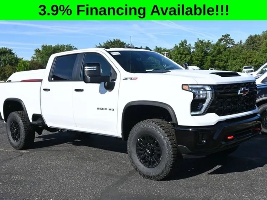 2025 Chevrolet Silverado 2500HD ZR2 photo 1