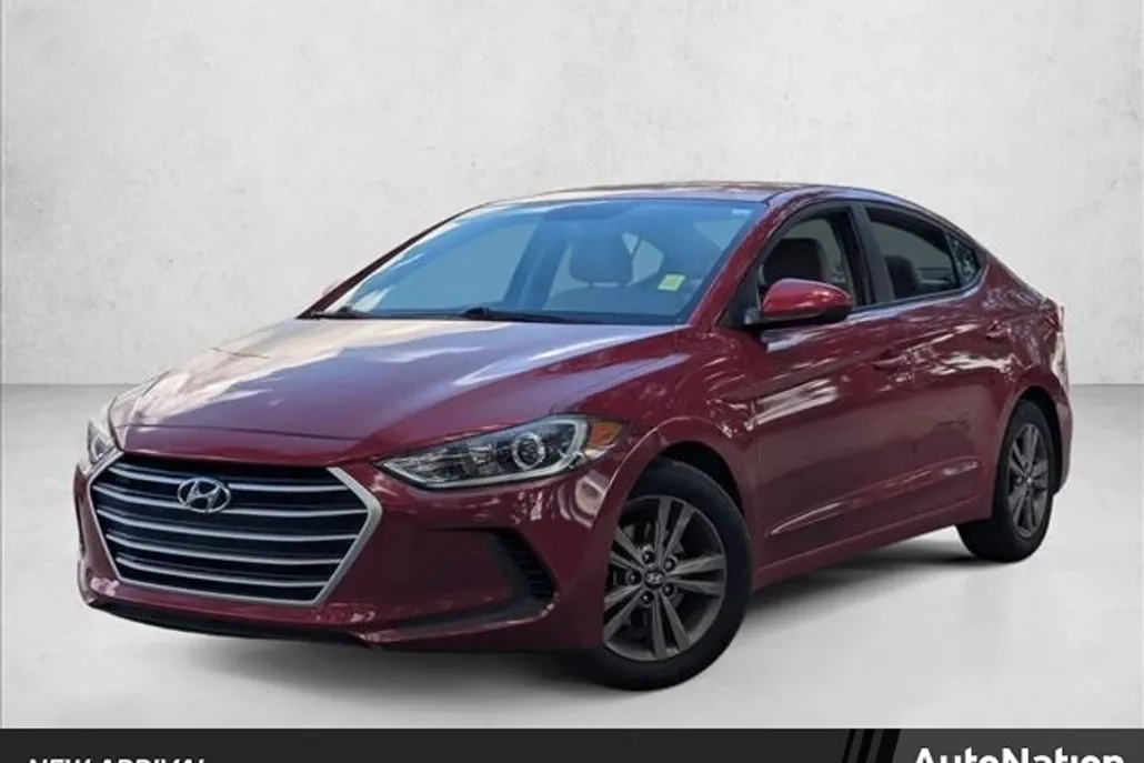 2018 Hyundai Elantra SEL photo 1