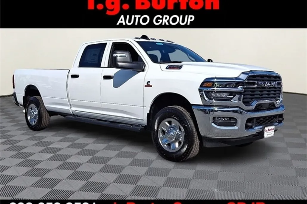 2025 Ram 2500 Tradesman photo 1
