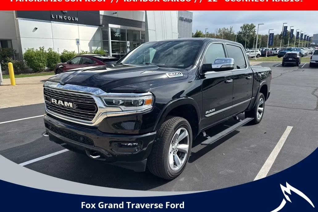 2022 Ram 1500 Limited photo 1