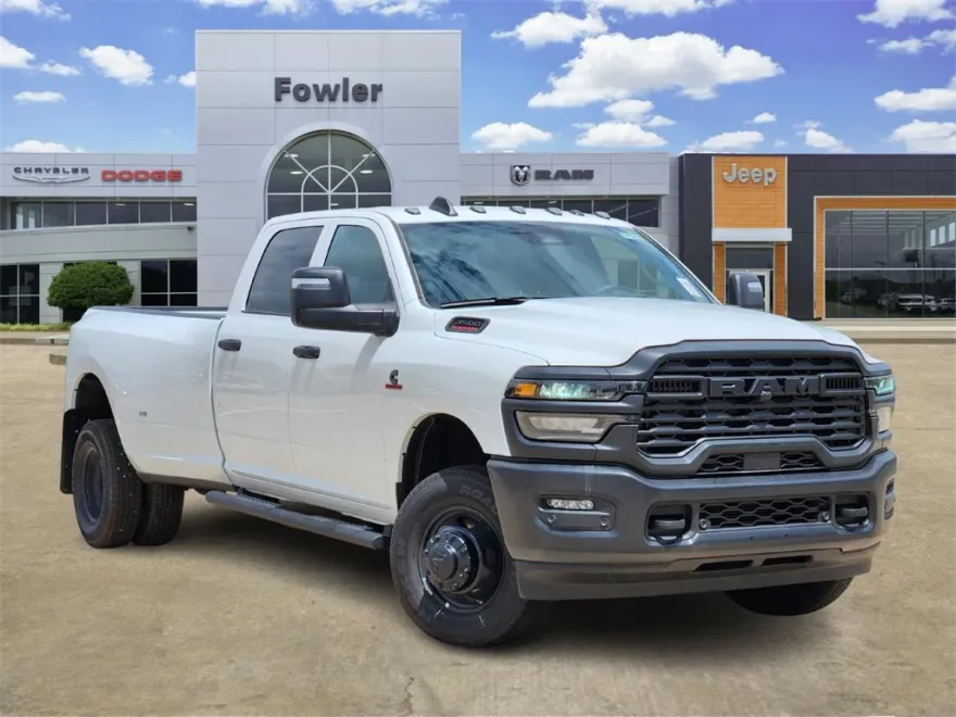 2025 Ram 3500 Tradesman photo 1