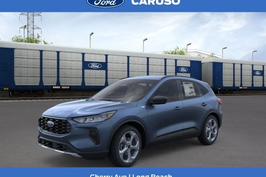 2025 Ford Escape ST-Line photo 1