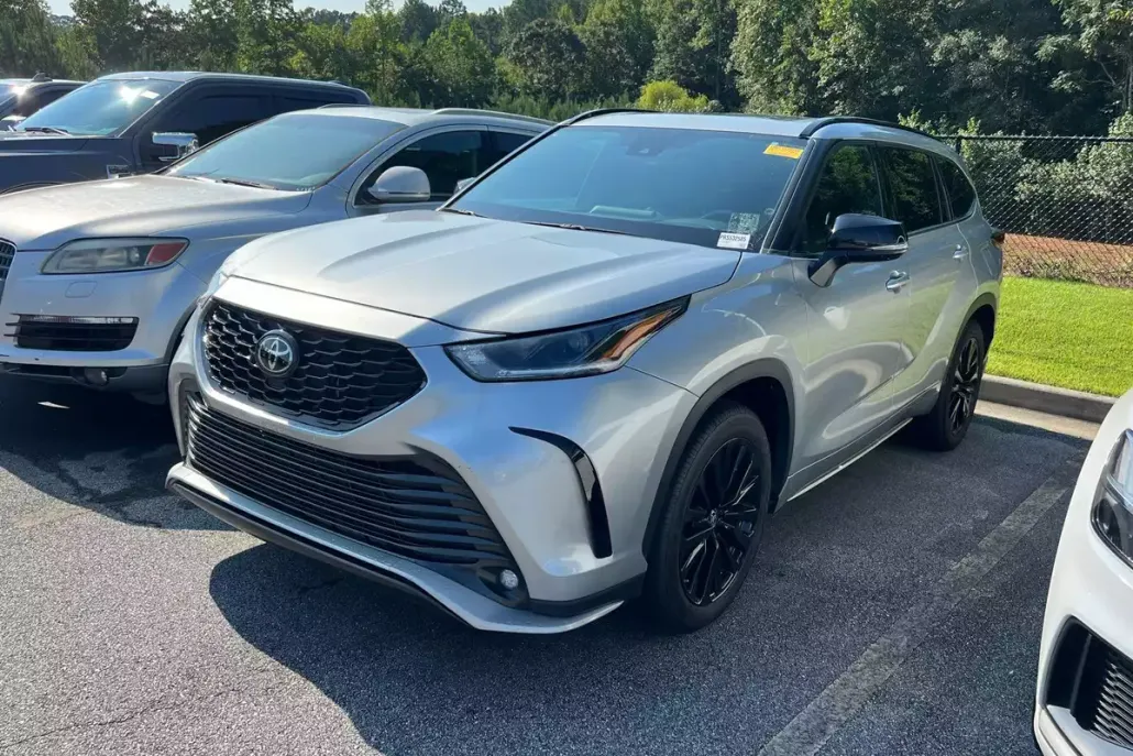 2024 Toyota Highlander XSE photo 1