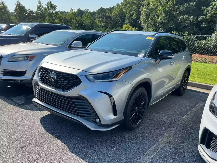2024 Toyota Highlander XSE photo 1