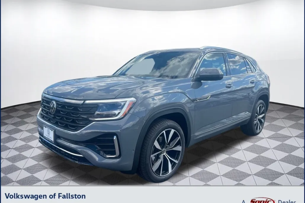 2026 Volkswagen Atlas Cross Sport SEL Premium R-Line photo 1