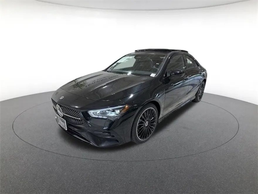 2025 Mercedes Benz CLA 250 4MATIC photo 1