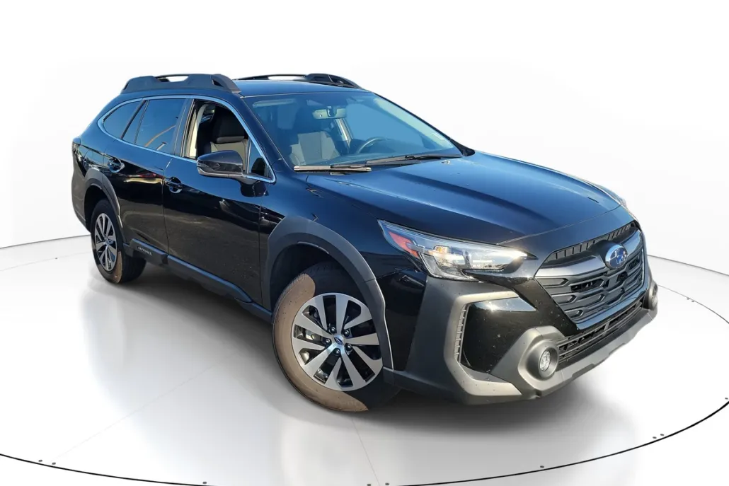 2024 Subaru Outback Premium photo 1