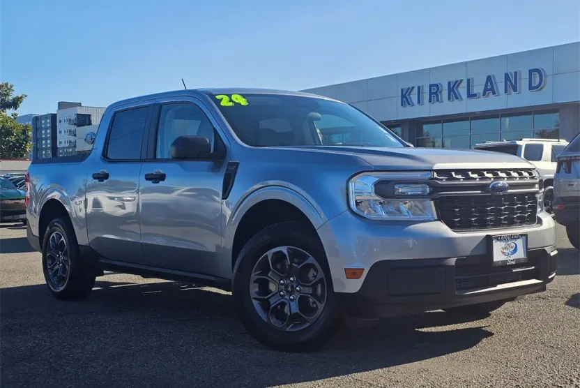 2024 Ford Maverick XLT photo 1