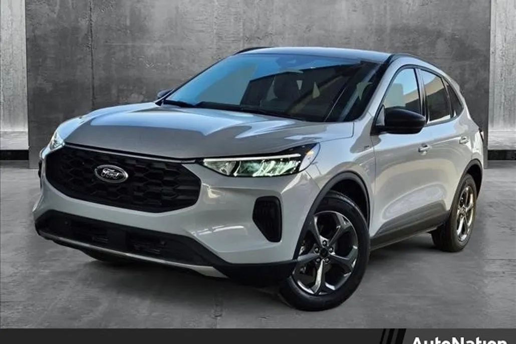 2025 Ford Escape ST-Line photo 1