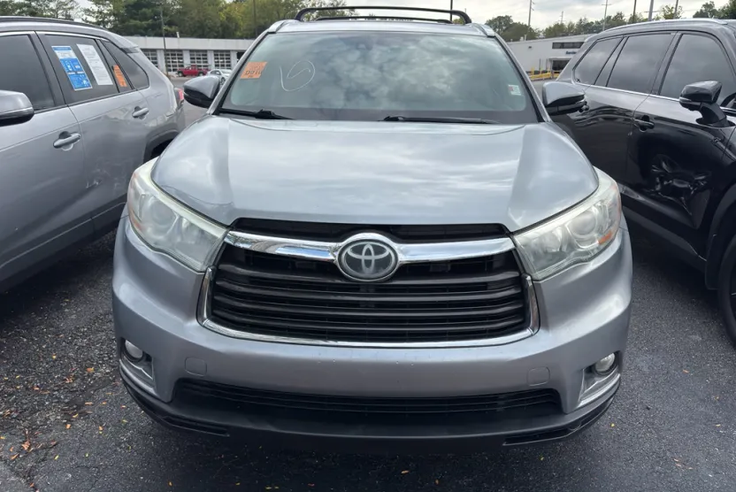 2015 Toyota Highlander Limited Platinum photo 1