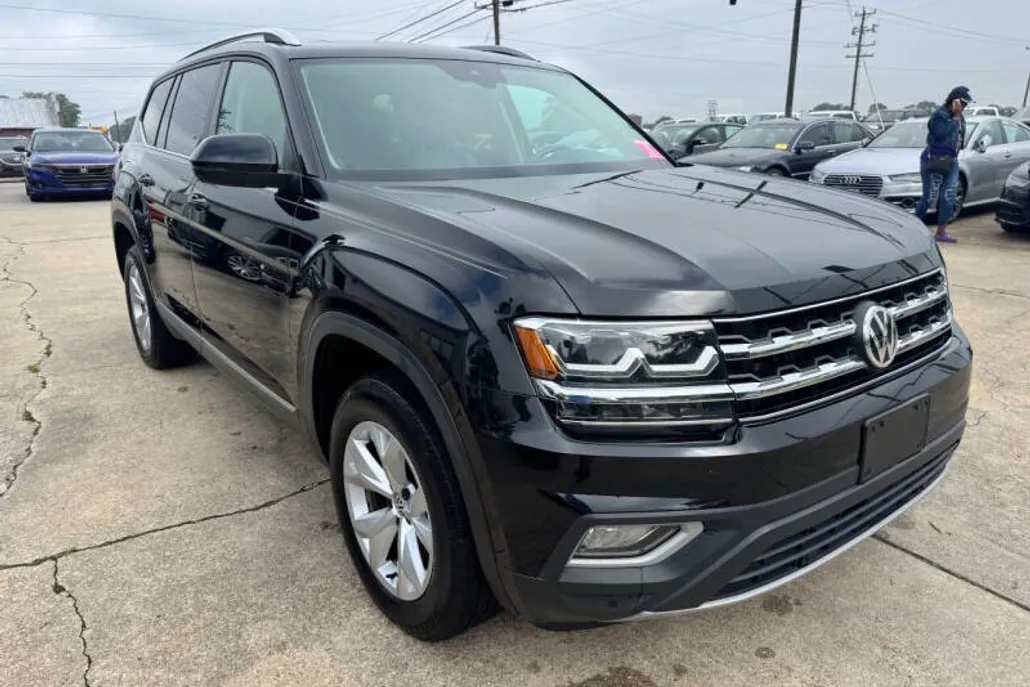 2019 Volkswagen Atlas V6 SEL photo 1