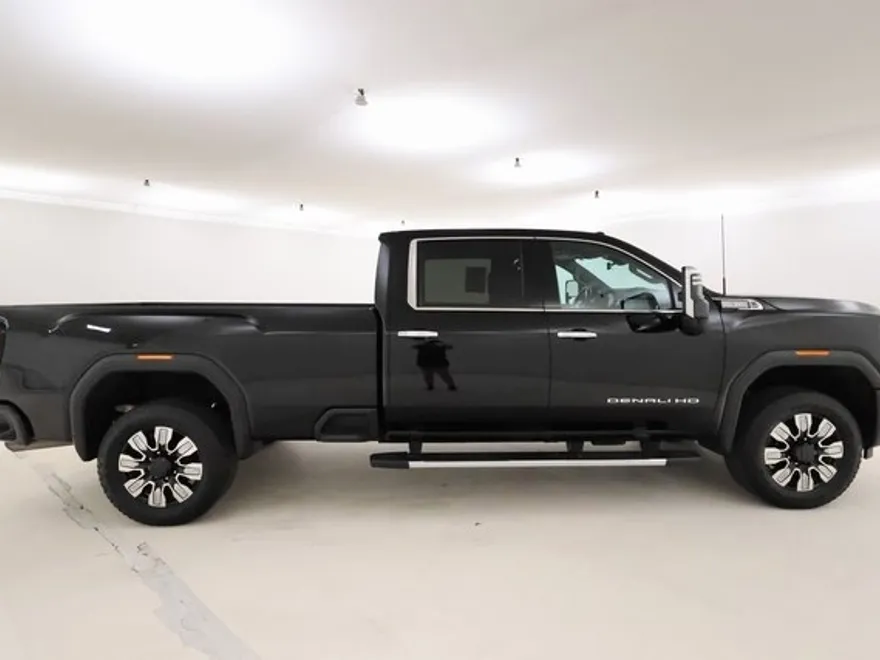 2024 Gmc Sierra 2500 HD Denali photo 1