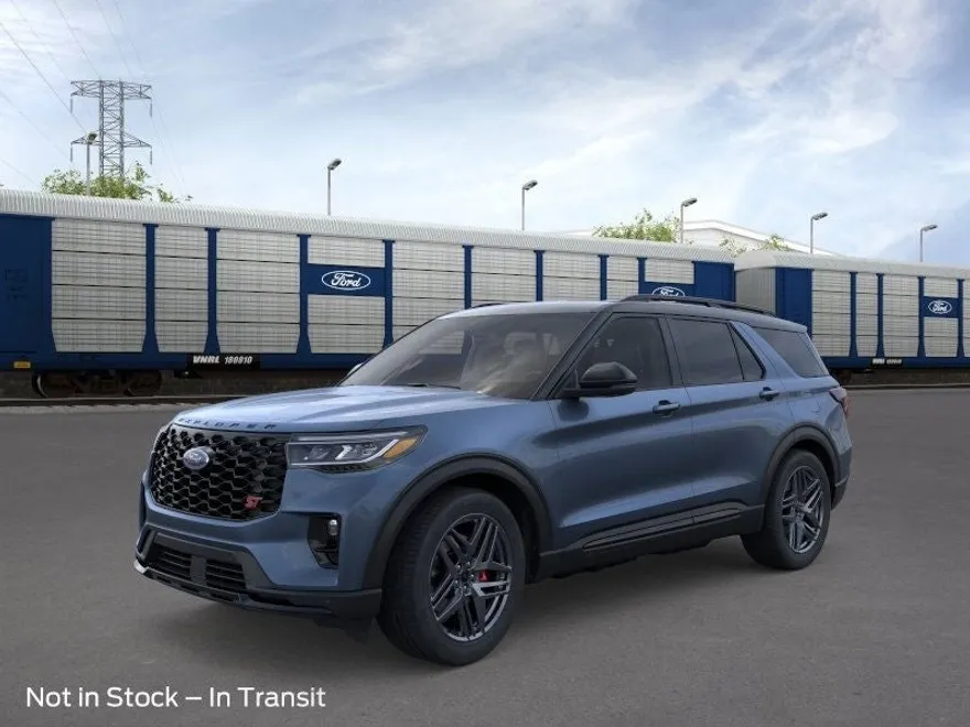 2025 Ford Explorer ST photo 1