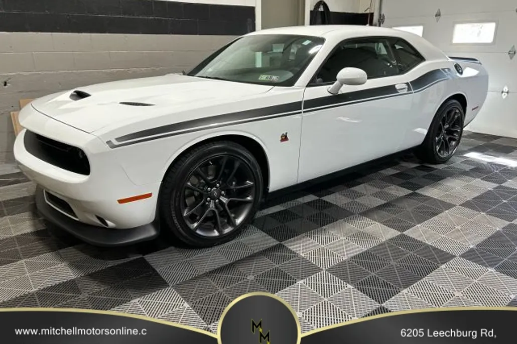 2021 Dodge Challenger R/T Scat Pack photo 1