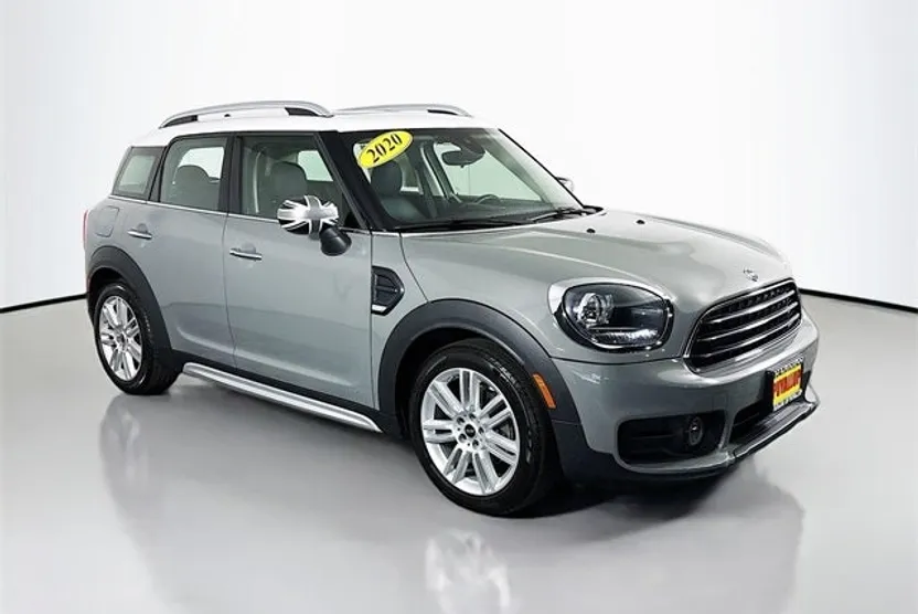 2020 Mini Countryman Signature photo 1
