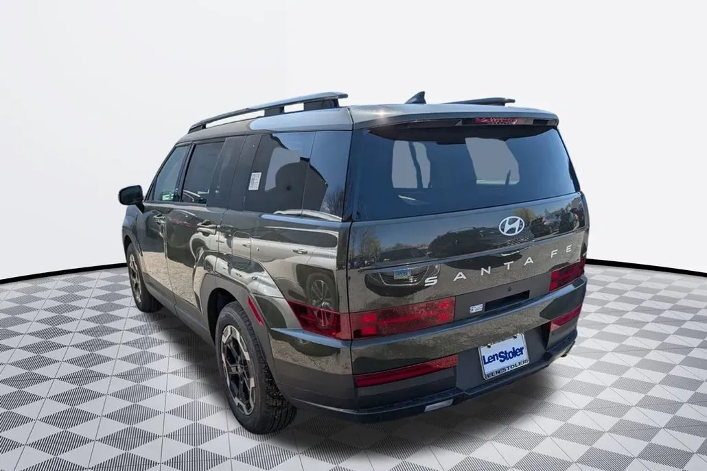 2025 Hyundai Santa Fe SEL photo 1