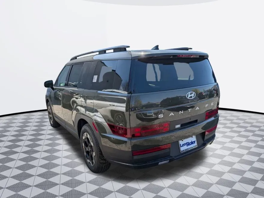 2025 Hyundai Santa Fe SEL photo 1