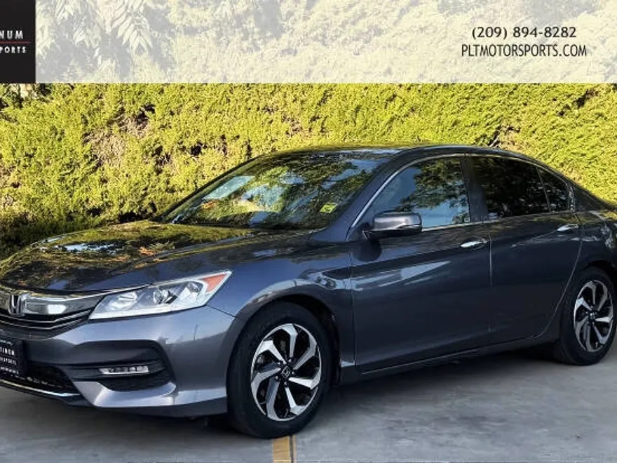 2016 Honda Accord EX photo 1